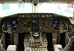 B757 Flight Insturment Panel